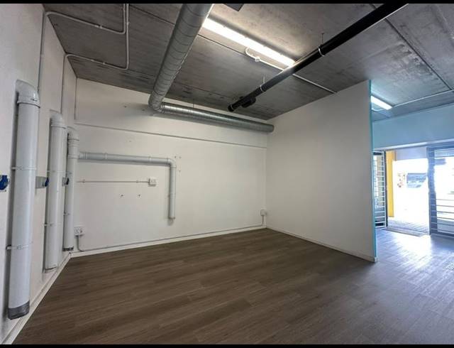 BUSINESS PROPERTY TO RENT IN DIEP RIVER